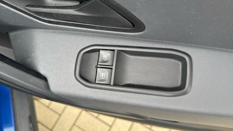 Dacia Duster 1.0 TCe 100 Essential 5dr Petrol Estate